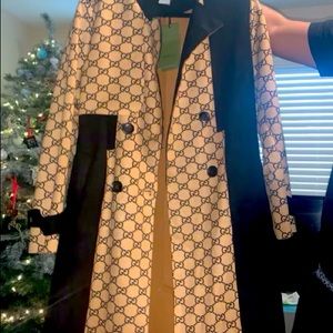 Black and brown Gucci coat unsex men or Women OK